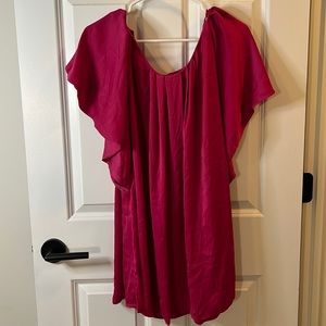 Pink flutter sleeve scoop neck blouse. Ava Viv size 4X